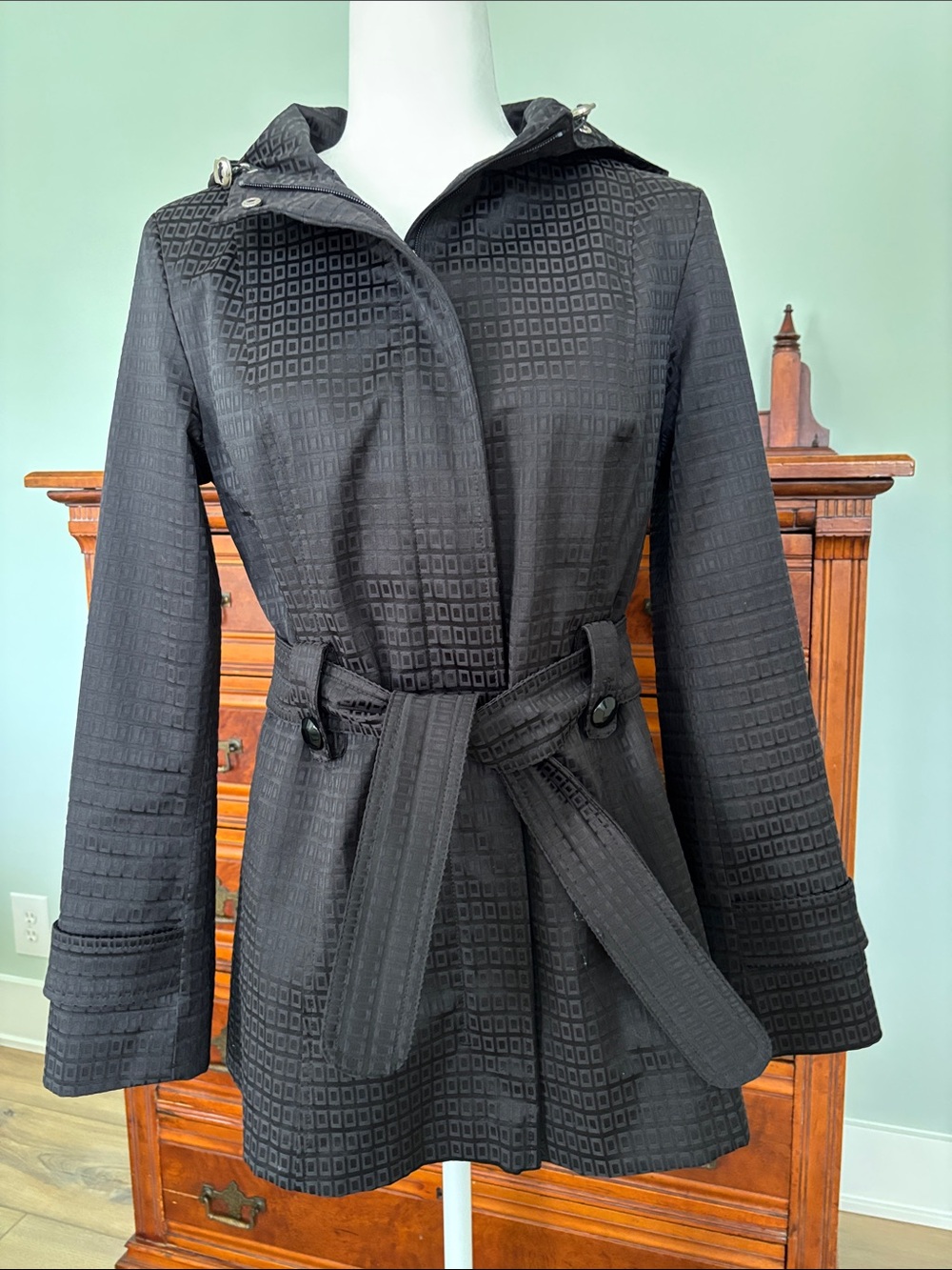 Johnston & Murphy Black Zip Front Tie Belt Hooded Short Coat Size S Minimalist